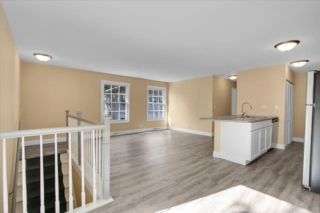 $222,900 | 488 Darlene Lane, Unit D, Glendale Heights, IL 60139