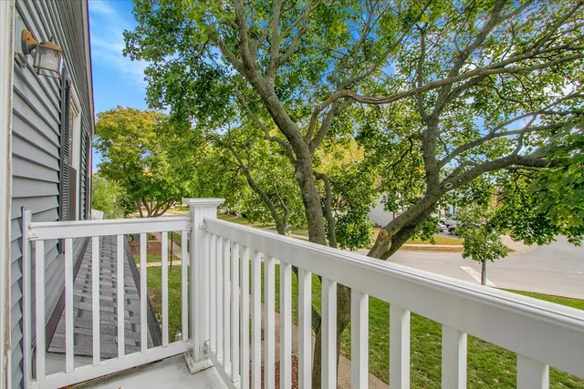 $222,900 | 488 Darlene Lane, Unit D, Glendale Heights, IL 60139