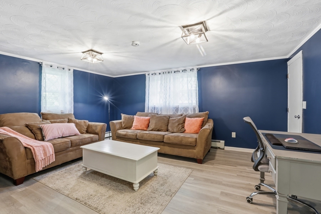 53 Gates Road Saugus, MA 01906 - Photo 10 of 42