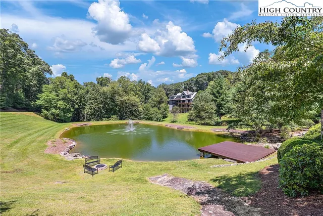 $174,900 | 129-130 Firethorn Trail, Blowing Rock, NC 28605