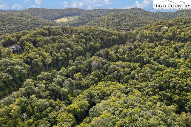 $174,900 | 129-130 Firethorn Trail, Blowing Rock, NC 28605