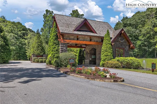 $174,900 | 129-130 Firethorn Trail, Blowing Rock, NC 28605