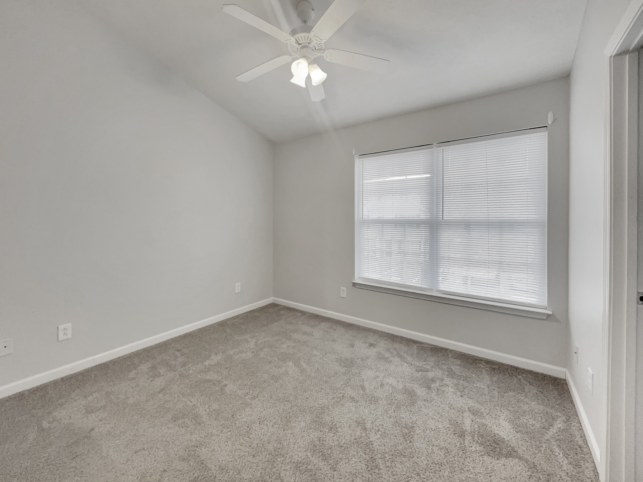 2961 South Rutherford Boulevard, Unit C4 Murfreesboro, TN 37130 - Photo 9 of 10 Gallery Image 9