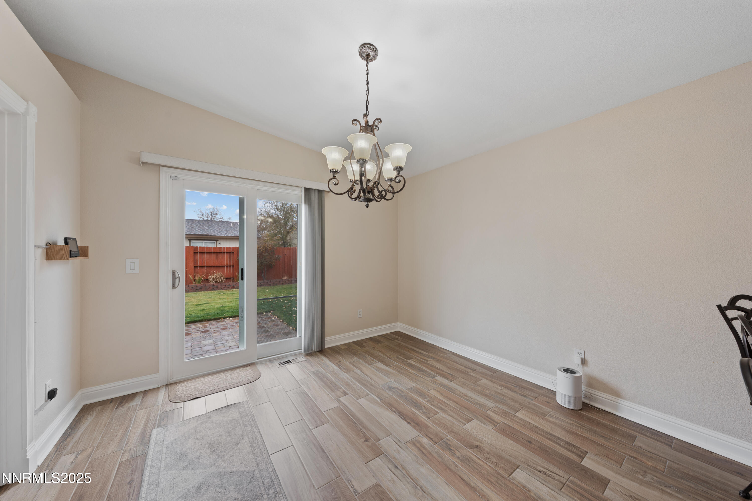 17785 Fortune Court Reno, NV 89508 - Photo 12 of 43 DS205839