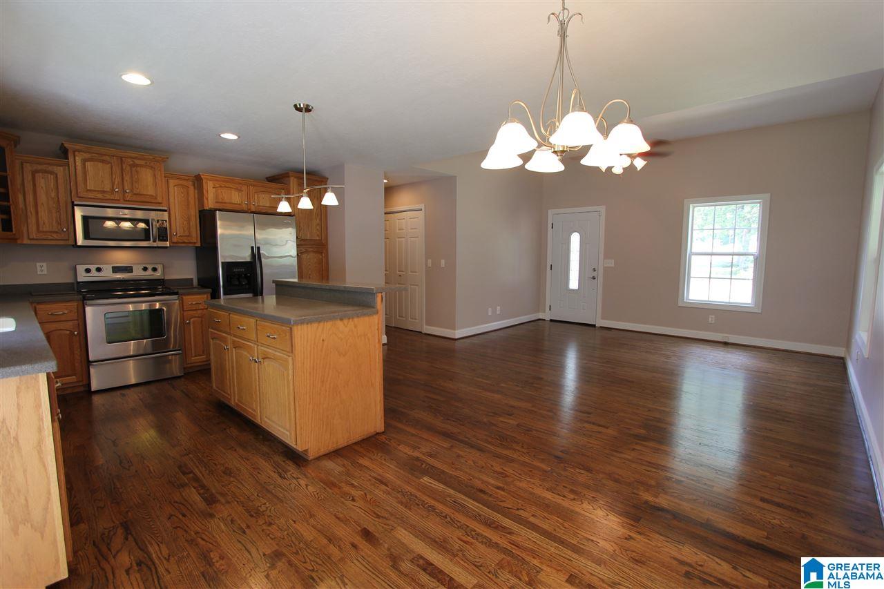 1409 Valley Place Anniston, AL 36207 - Photo 4 of 50