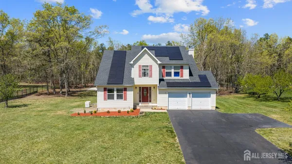 $749,900 | 11 Country Road, Jackson, NJ 08527