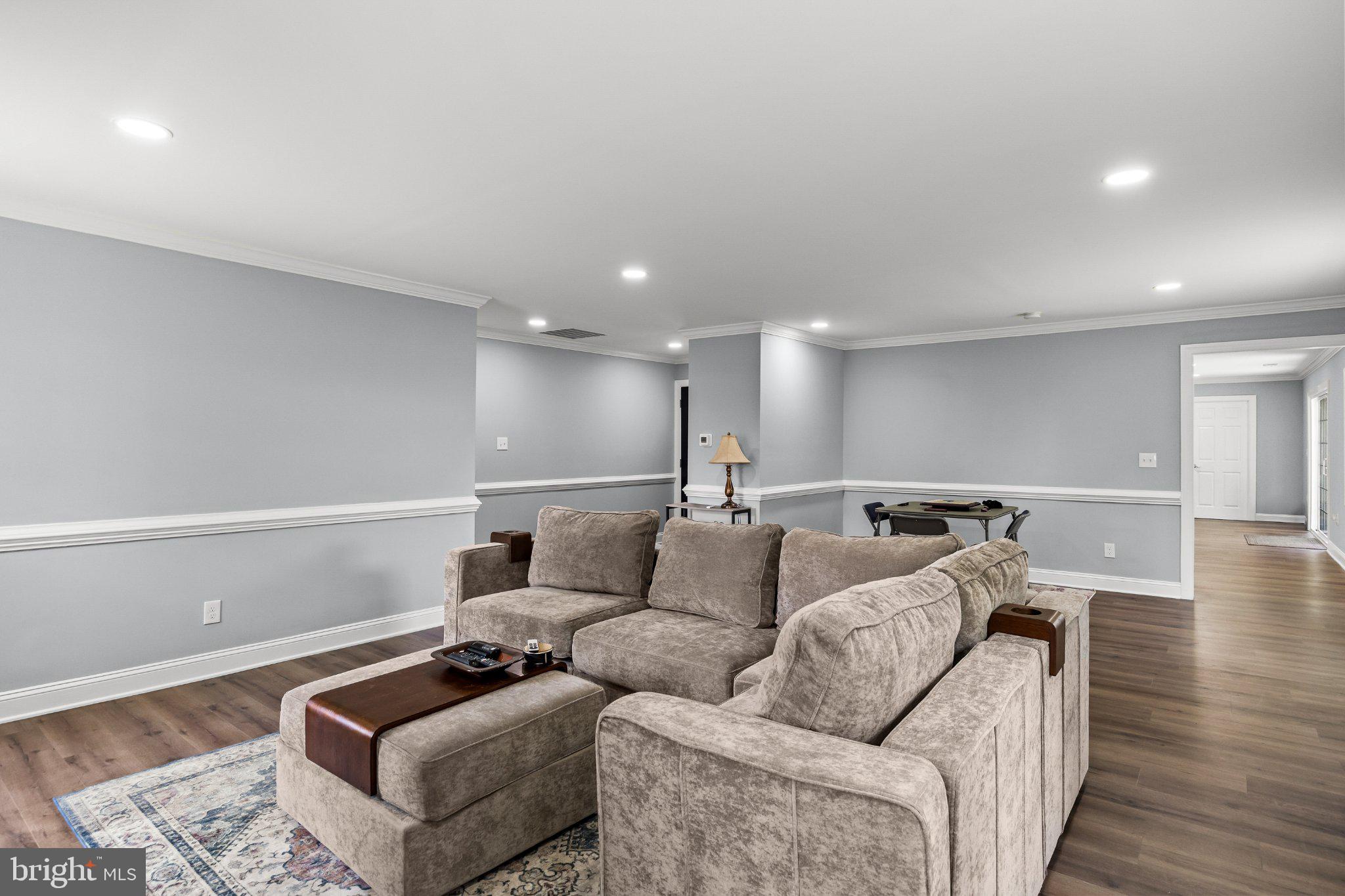 16 Creekview Road Willingboro, NJ 08046 - Photo 7 of 38 Gallery Image 7