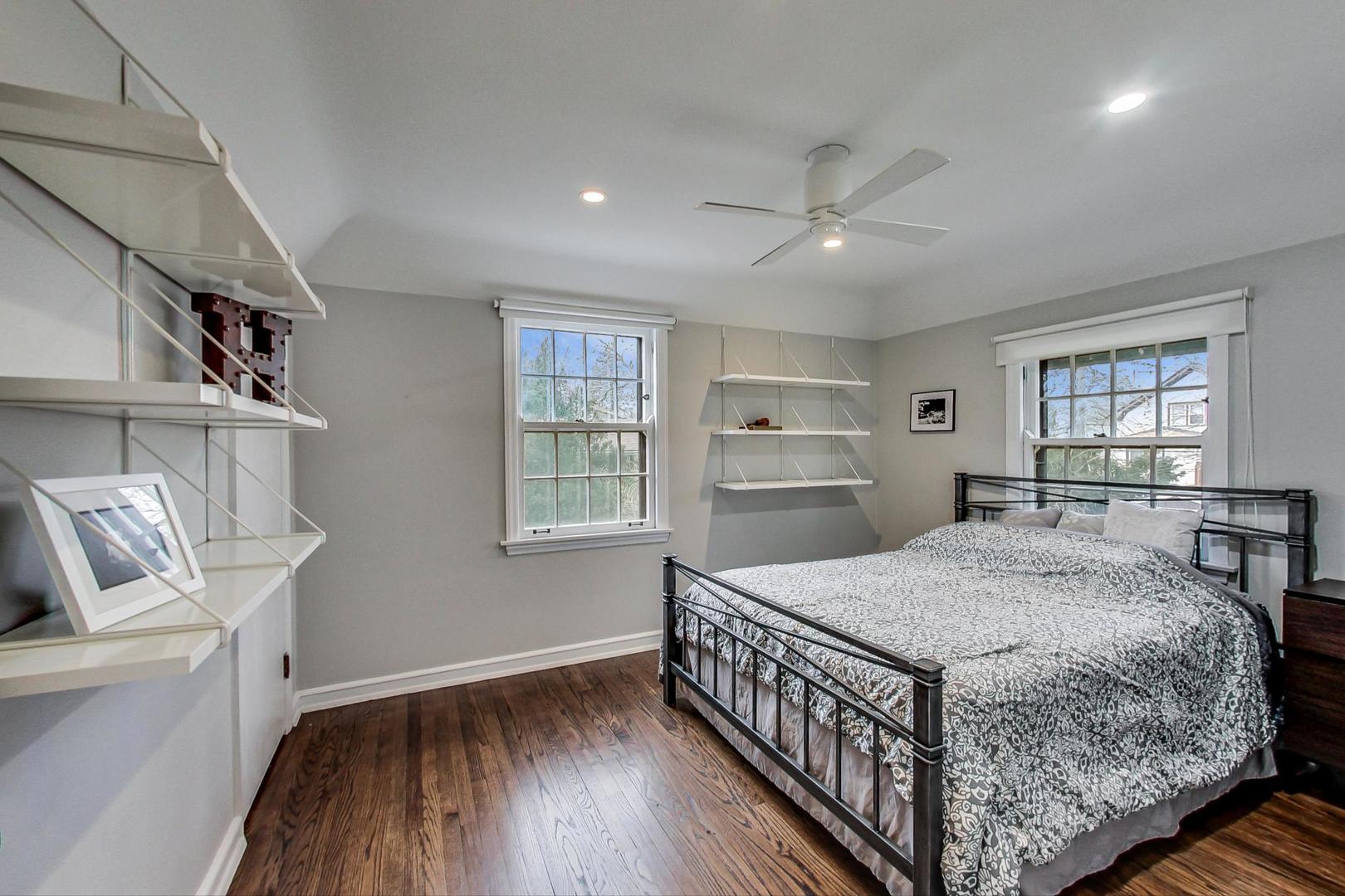 8110 Edgewater Road North Riverside, IL 60546 - Photo 19 of 34