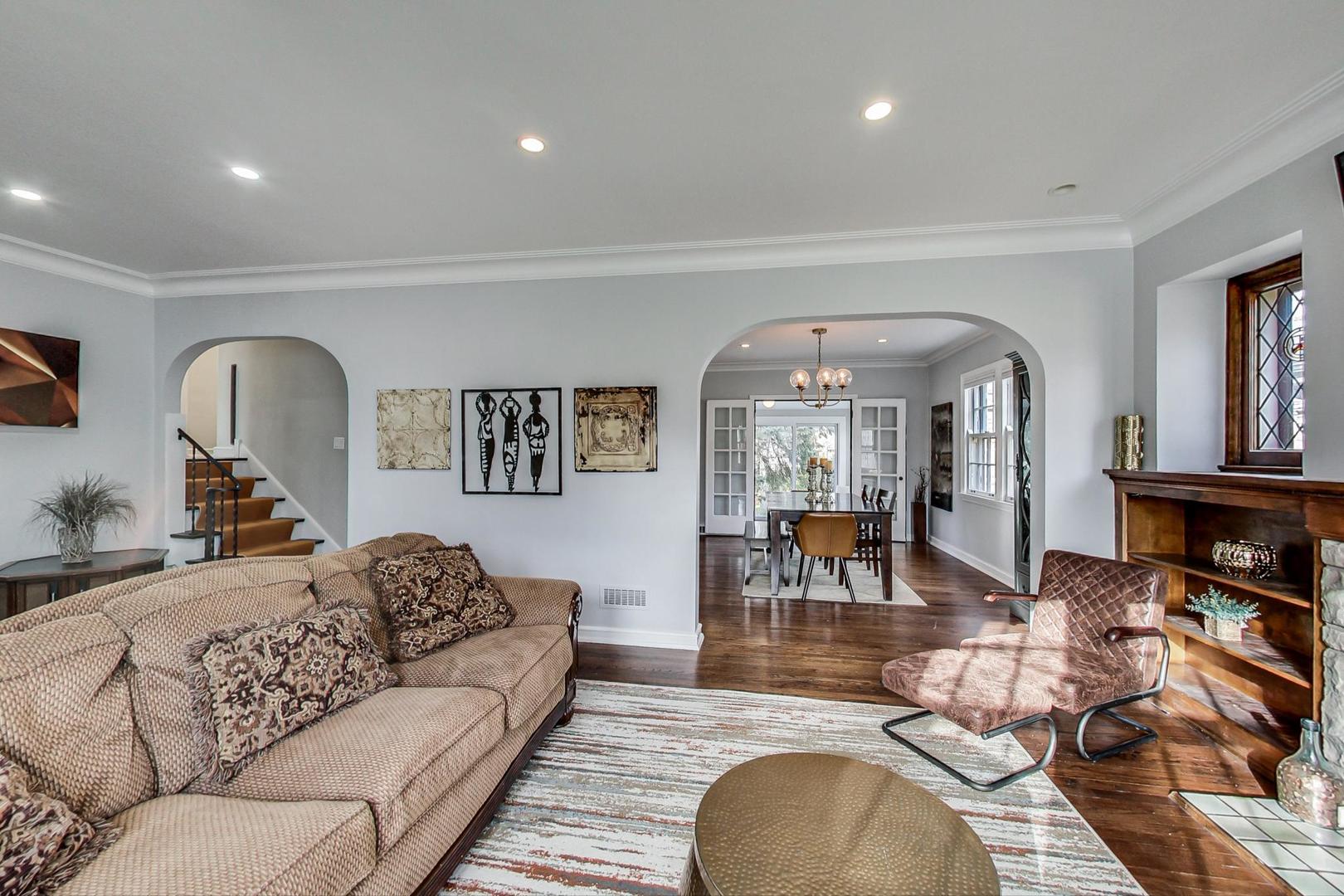 8110 Edgewater Road North Riverside, IL 60546 - Photo 8 of 34
