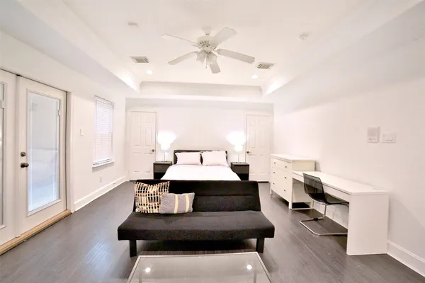 $5,295 | 2410 Dorrington Street, Unit C, Houston, TX 77030