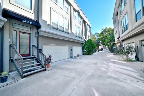 $5,295 | 2410 Dorrington Street, Unit C, Houston, TX 77030