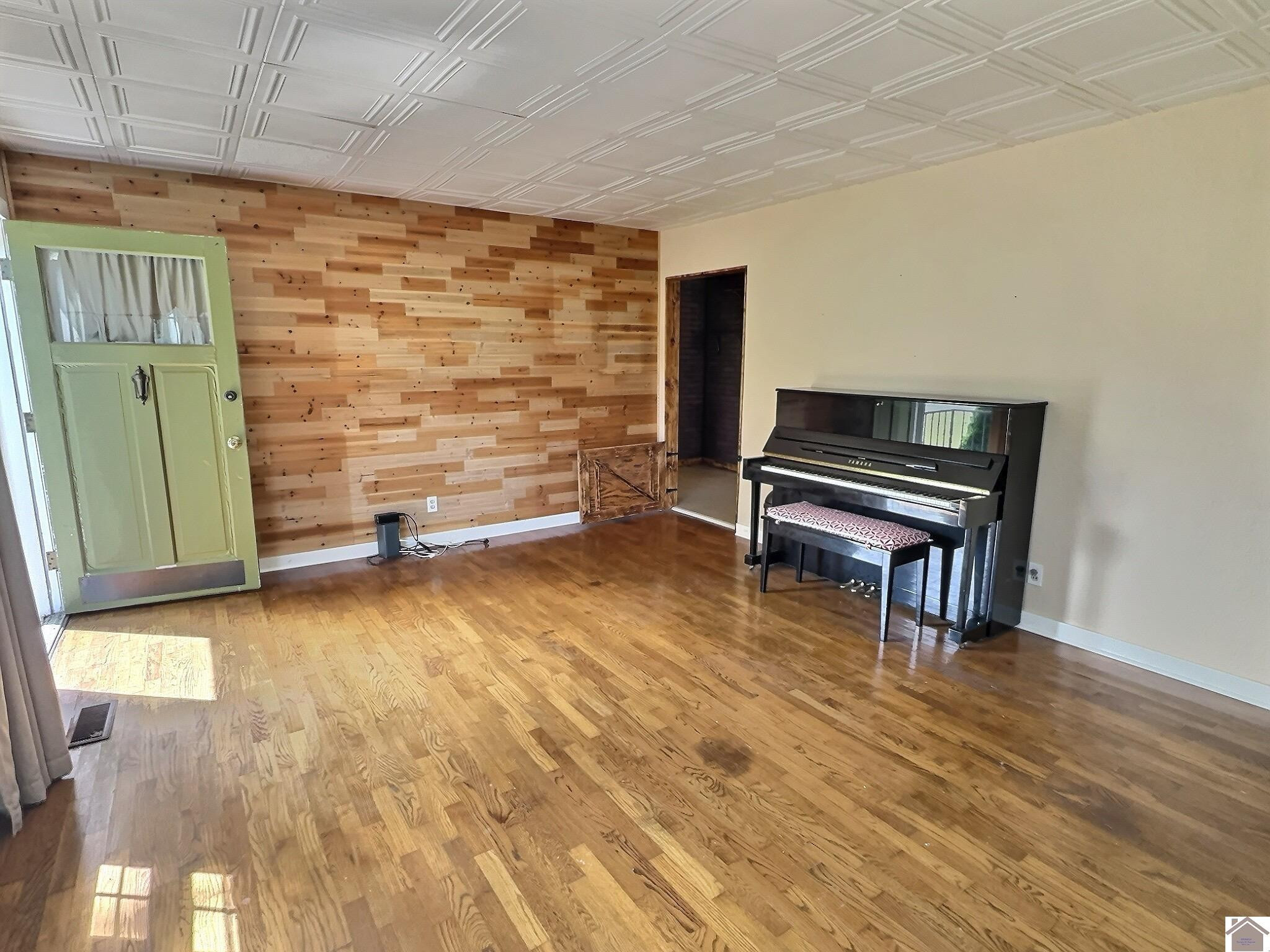 2807 Kirksey Road Murray, KY 42071 - Photo 11 of 27 Photo 11