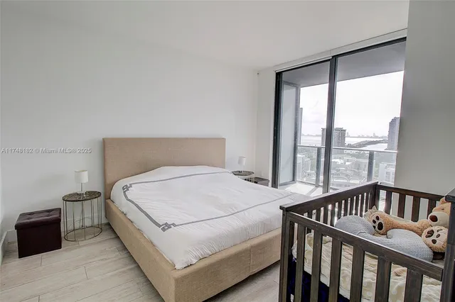 $5,950 | 121 Northeast 34th Street, Unit 1507, Miami, FL 33137