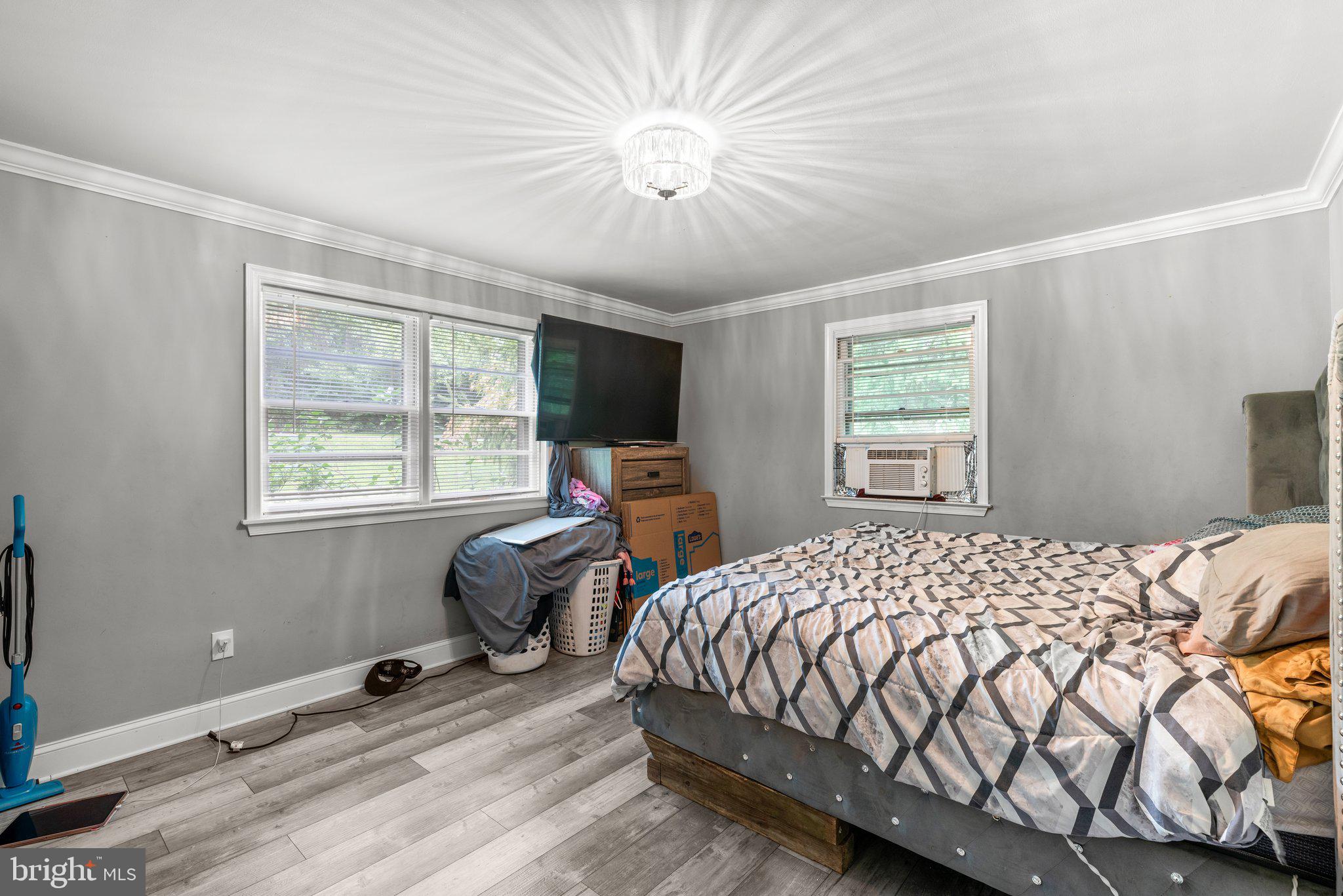 13922 Sunnybrook Road Phoenix, MD 21131 - Photo 11 of 32 1st Floor Primary Bedroom with Bath