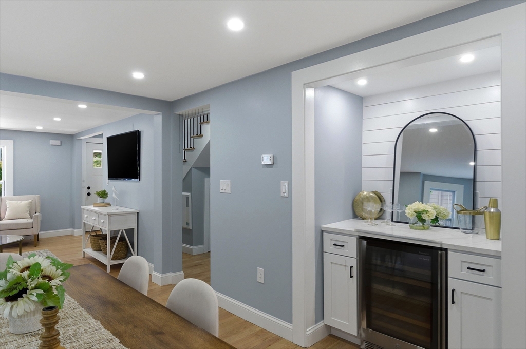 6 Linden Road, Unit A Melrose, MA 02176 - Photo 11 of 38 Gallery Image 11