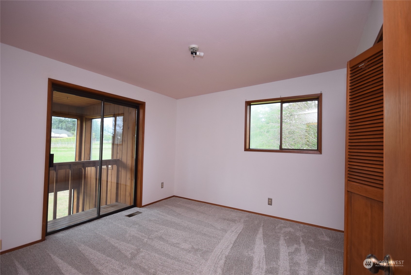 70 Mains Road Sequim, WA 98382 - Photo 14 of 21