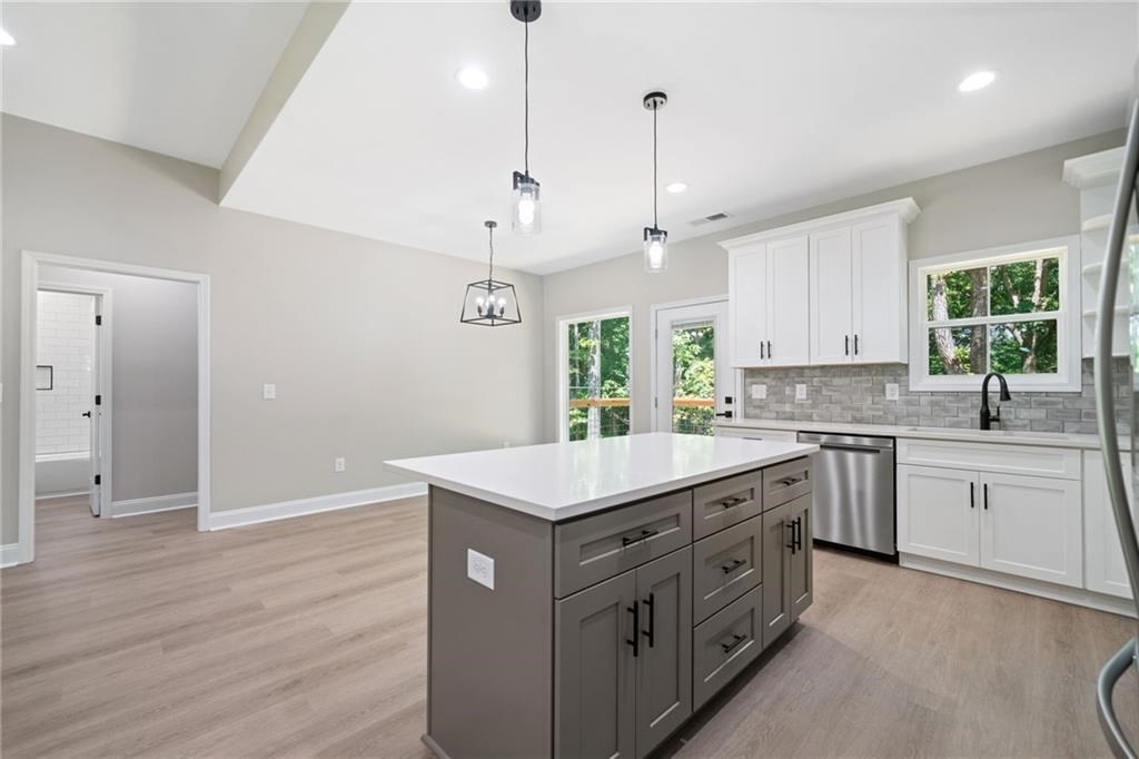 80 Apache Ridge Road Jasper, GA 30143 - Photo 5 of 41 Kitchen