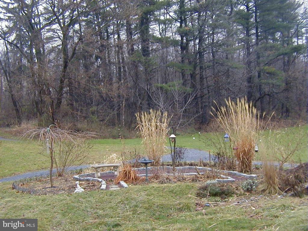 806 Sylvan Road Lancaster, PA 17601 - Photo 3 of 9 Gallery Image 3