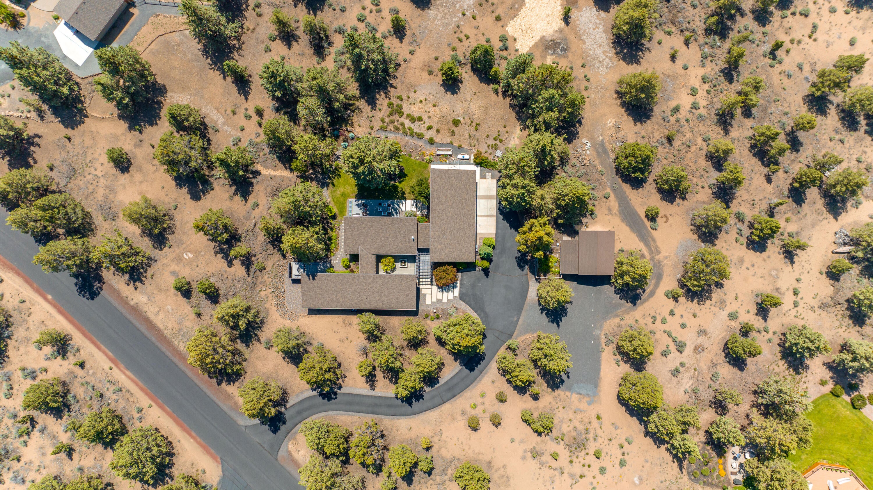 64275 Crosswinds Road Bend, OR 97703 - Photo 67 of 72 RileyVisuals-7
