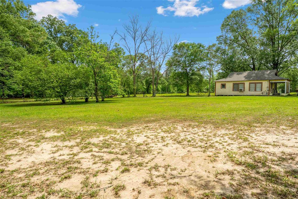 1068 Bill Phillips Road Dequincy, LA 70633 - Photo 10 of 24