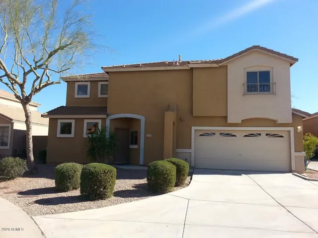 $2,050 | 21817 North 40th Place, Phoenix, AZ 85050
