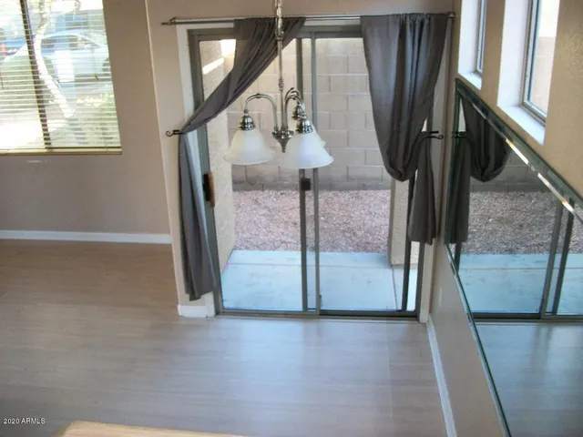 $2,050 | 21817 North 40th Place, Phoenix, AZ 85050