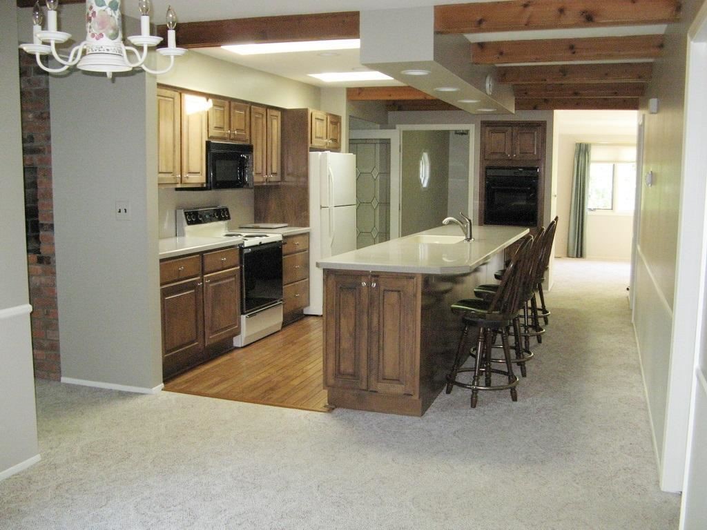 9349 Mabley Hill Road Fenton, MI 48430 - Photo 23 of 45 Kitchen3