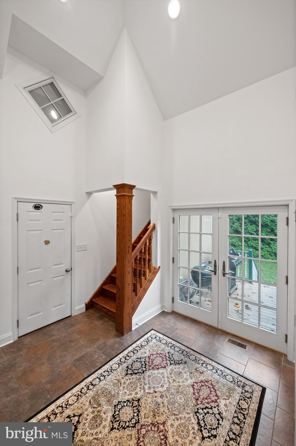 425 Chestnut Lane Wayne, PA 19087 - Photo 21 of 59 Staircase to bonus finished rooms over Garage