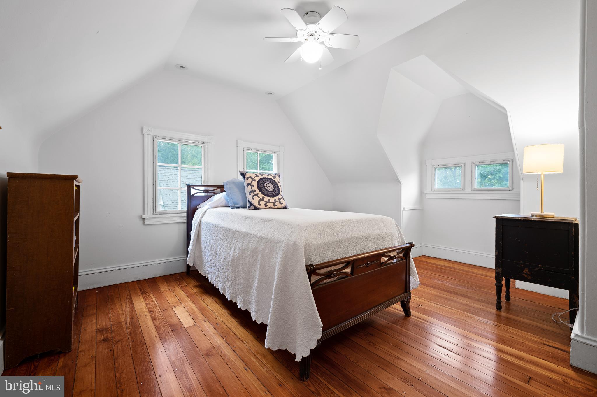 425 Chestnut Lane Wayne, PA 19087 - Photo 47 of 59 Bedroom 6 on 3rd floor