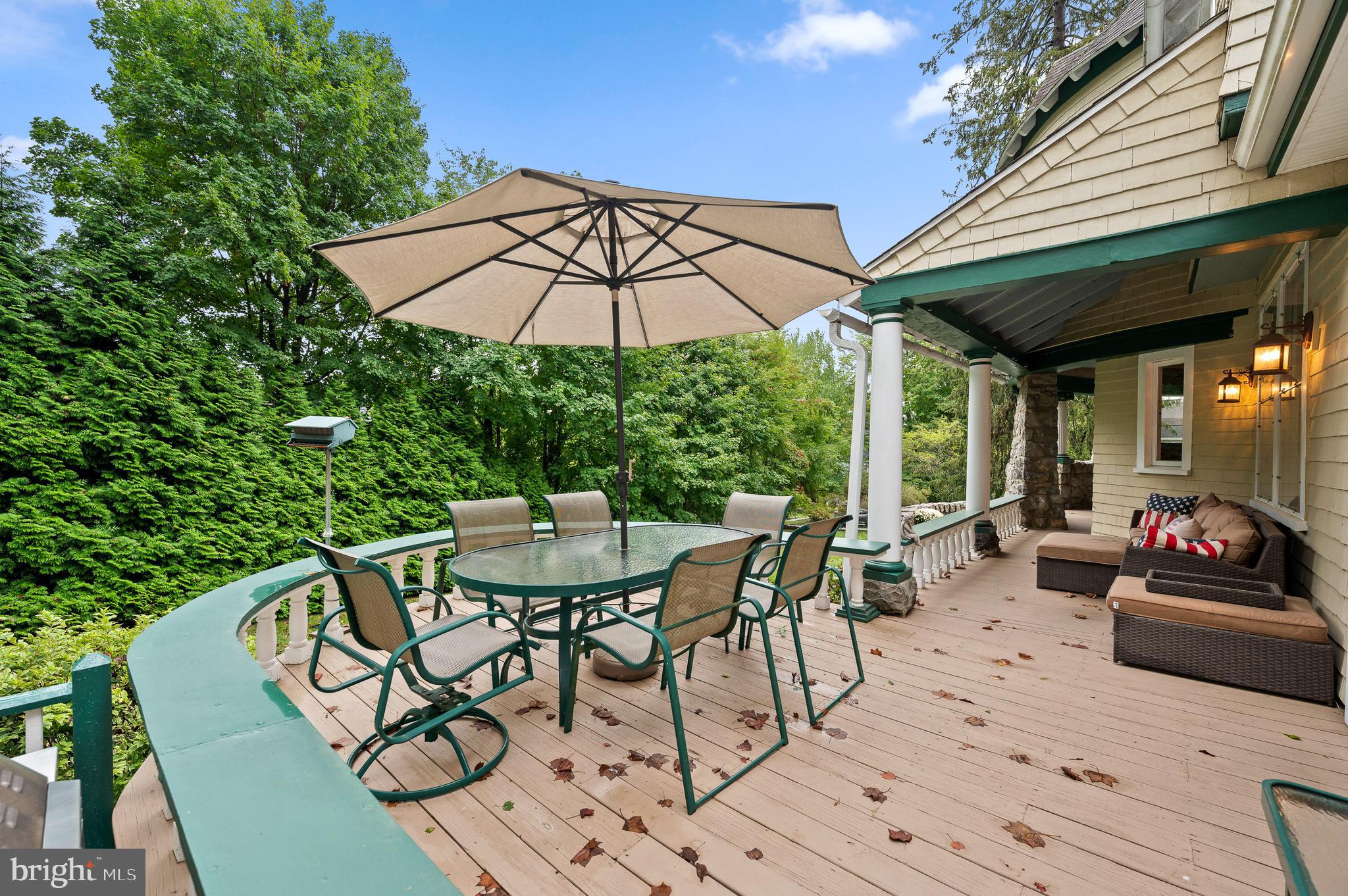 425 Chestnut Lane Wayne, PA 19087 - Photo 56 of 59 Great flow for outdoor entertaining