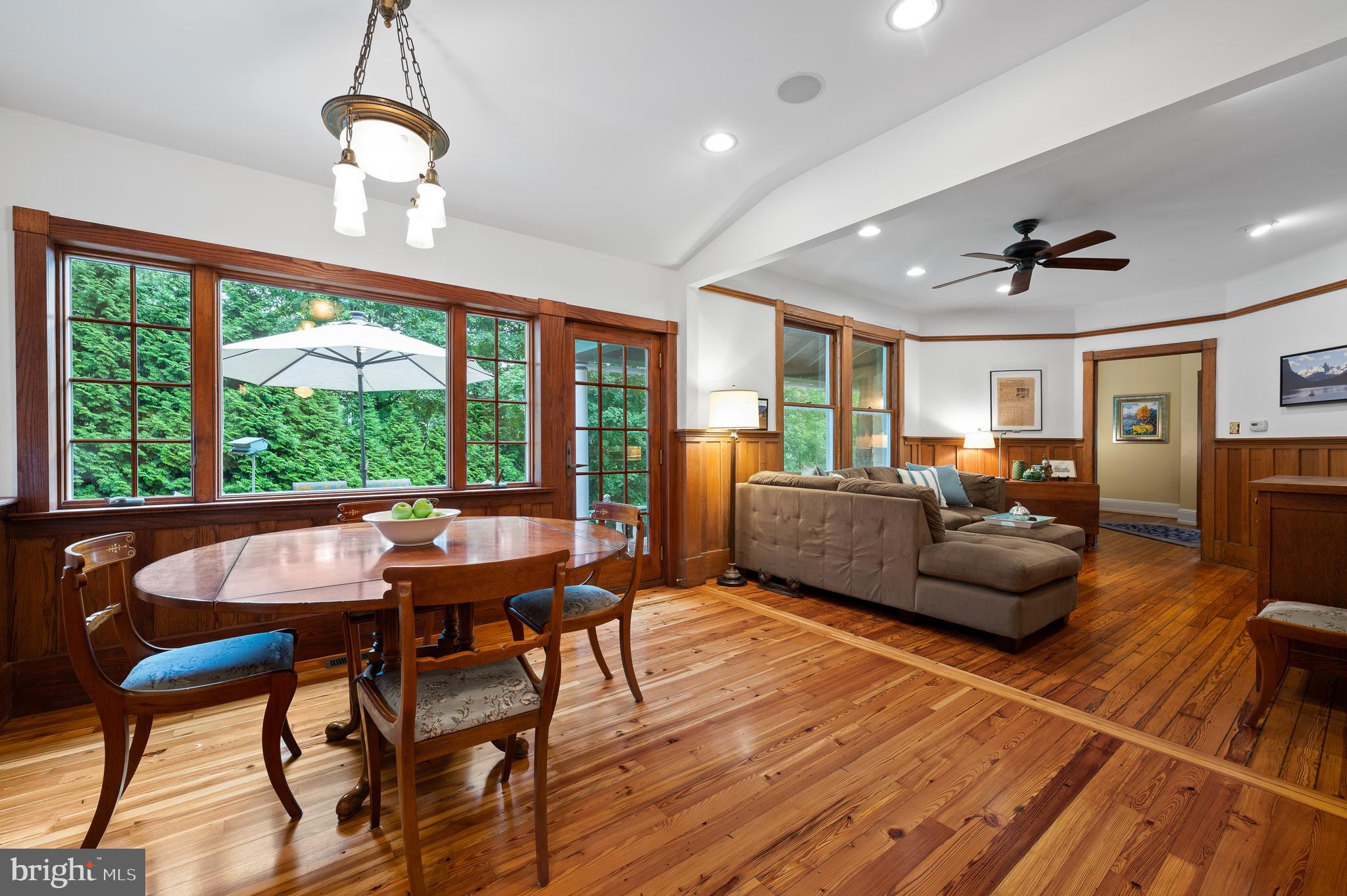 425 Chestnut Lane Wayne, PA 19087 - Photo 9 of 59 Open flow from Kitchen to Family Room