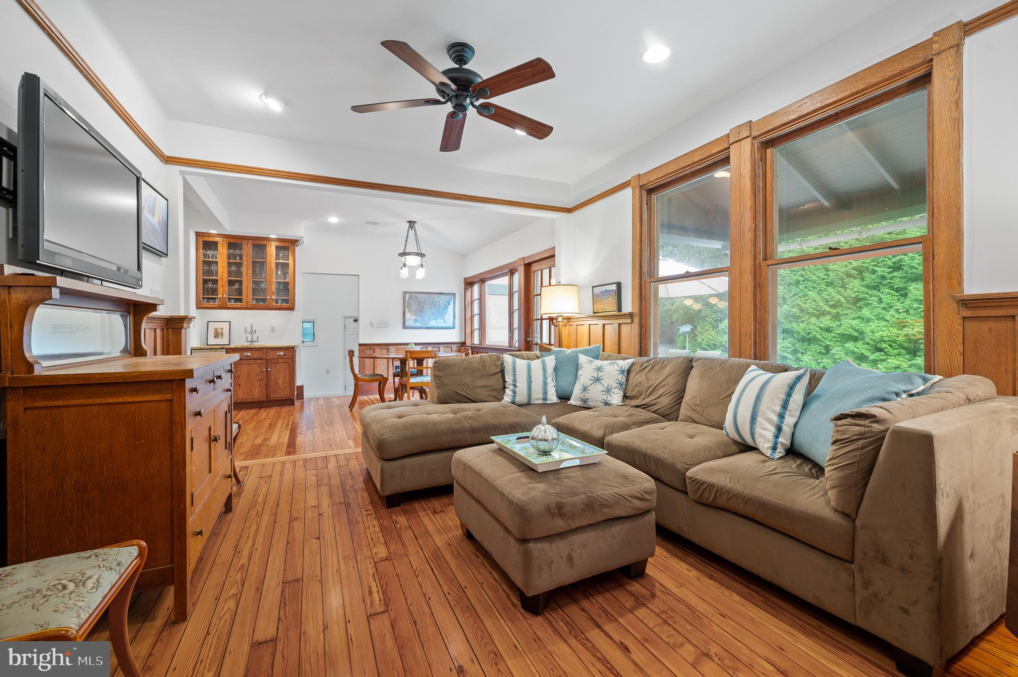 425 Chestnut Lane Wayne, PA 19087 - Photo 10 of 59 Large windows & gleaming wood floors