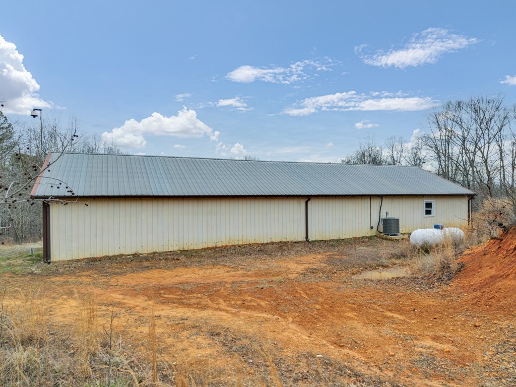 233 MacArthur Lane Walling, TN 38587 - Photo 29 of 34
