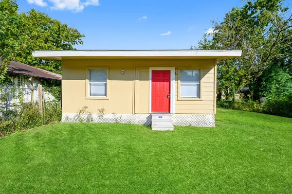 $1,075 | 10001 Lucore Street, Unit BACK, Houston, TX 77017