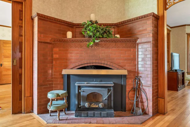 $700,000 | 3 Fisher Place, Claremont, NH 03743