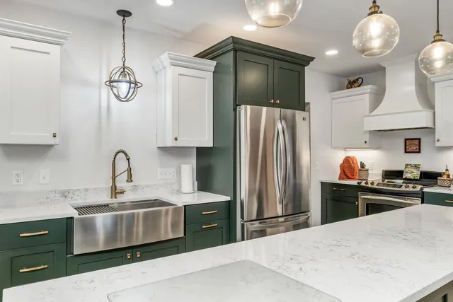 $700,000 | 3 Fisher Place, Claremont, NH 03743