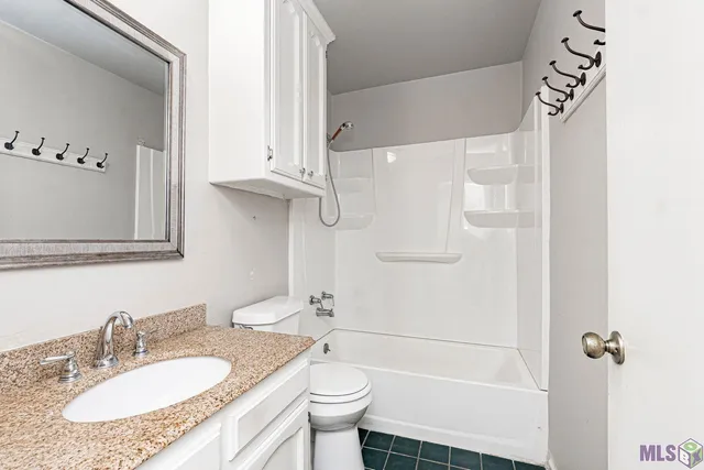 $1,300 | Undisclosed Address, Baton Rouge, LA 70810