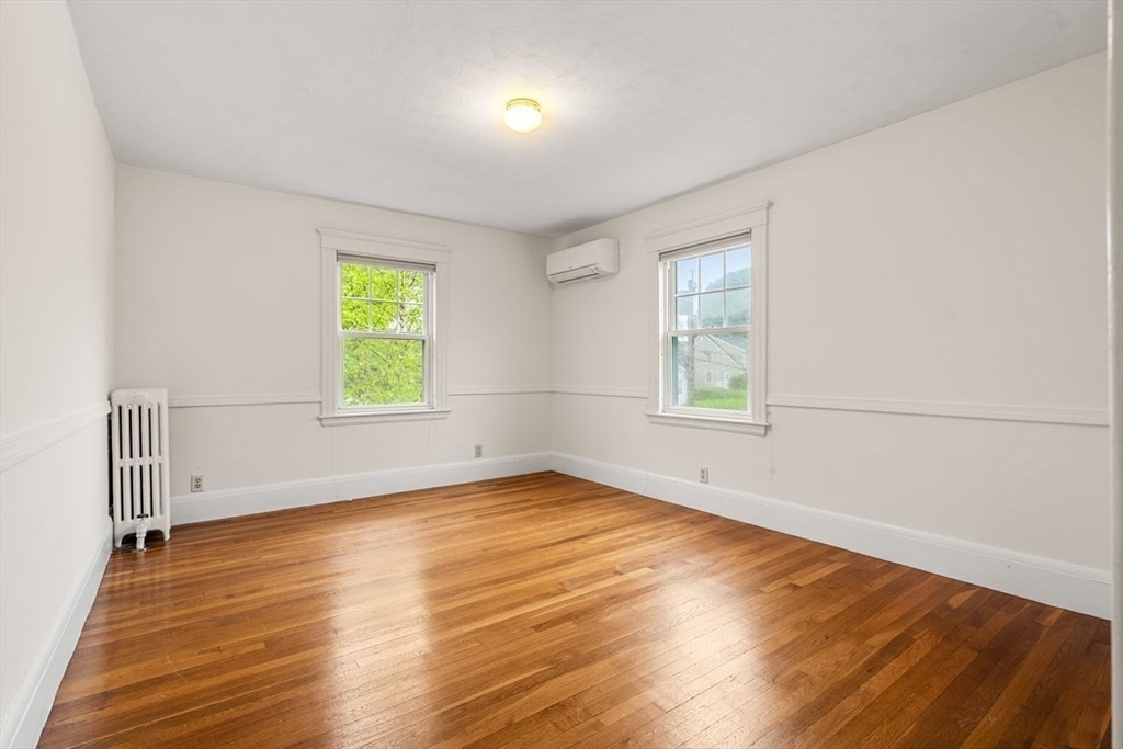 8 Warren Road Marblehead, MA 01945 - Photo 21 of 37