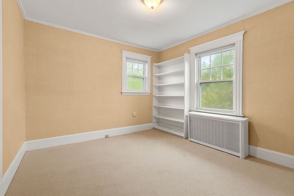 8 Warren Road Marblehead, MA 01945 - Photo 25 of 37