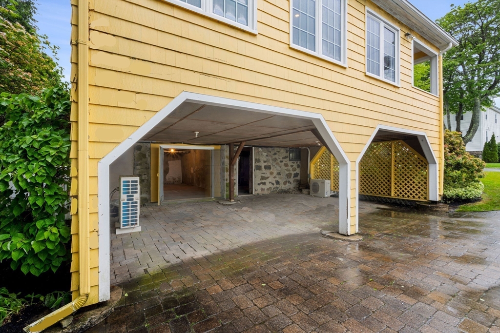 8 Warren Road Marblehead, MA 01945 - Photo 31 of 37