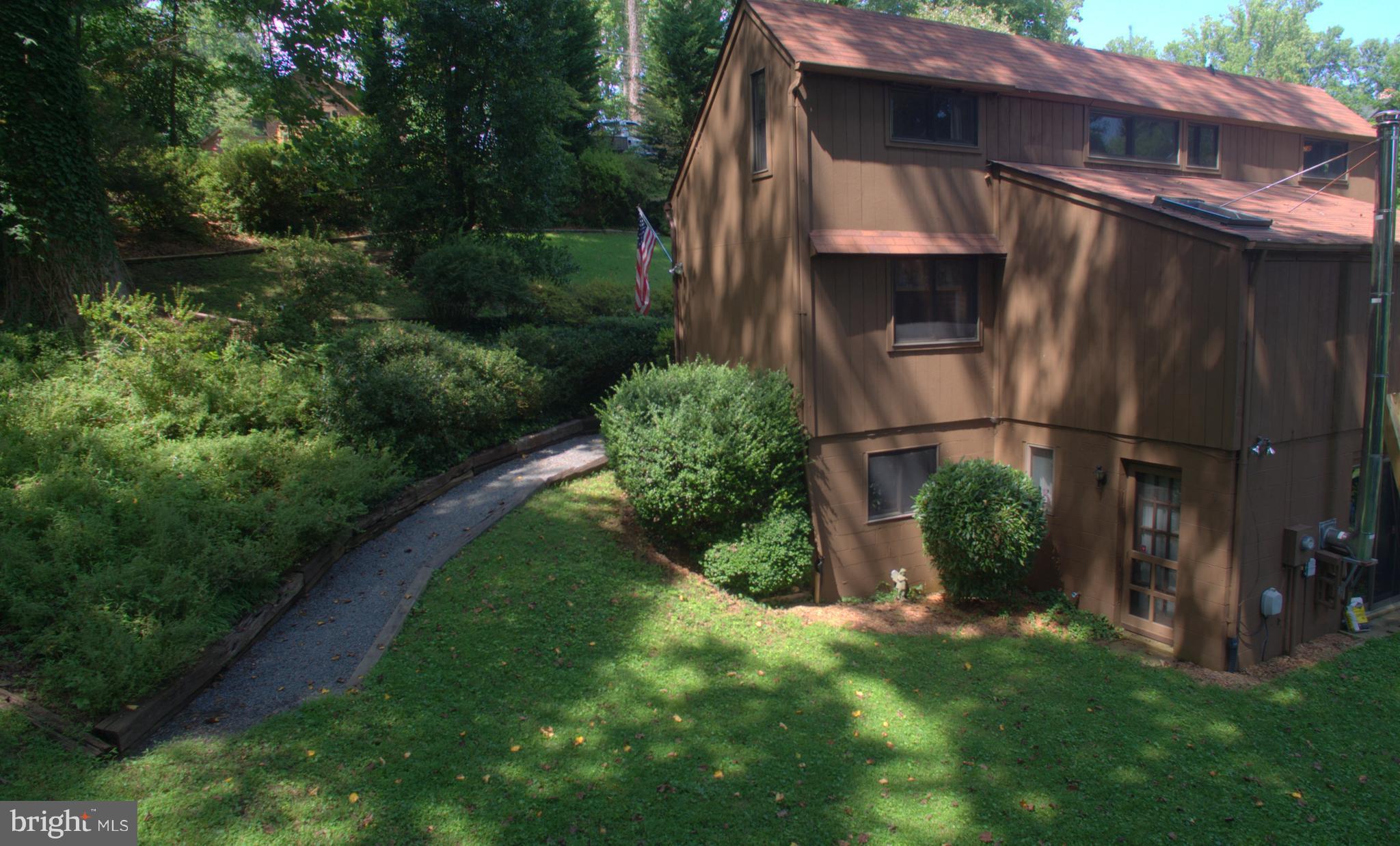 4001 Elder Road Port Republic, MD 20676 - Photo 3 of 30 Side Yard