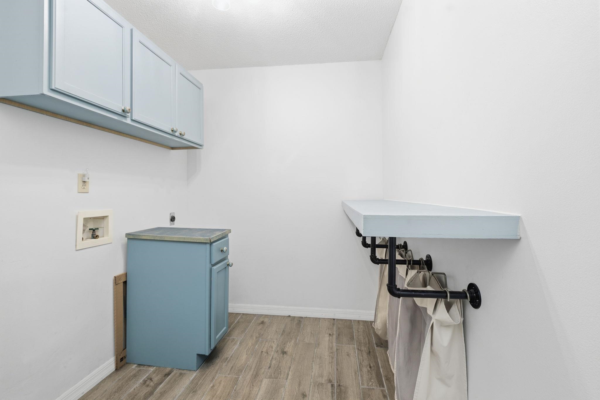 10670 Jeff Hamilton Road Mobile, AL 36695 - Photo 42 of 43 Laundry