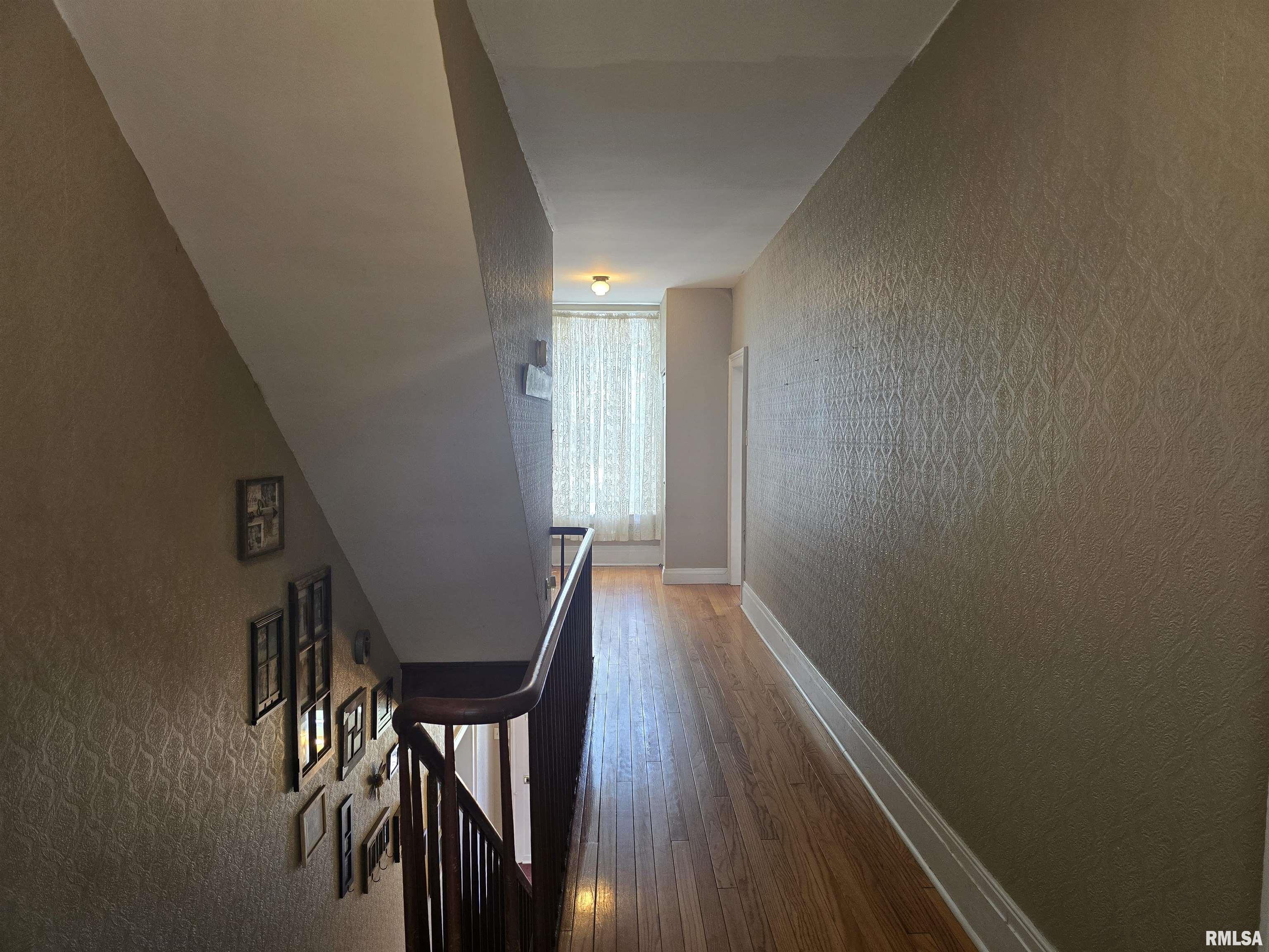 239 West Chestnut Street Canton, IL 61520 - Photo 45 of 83