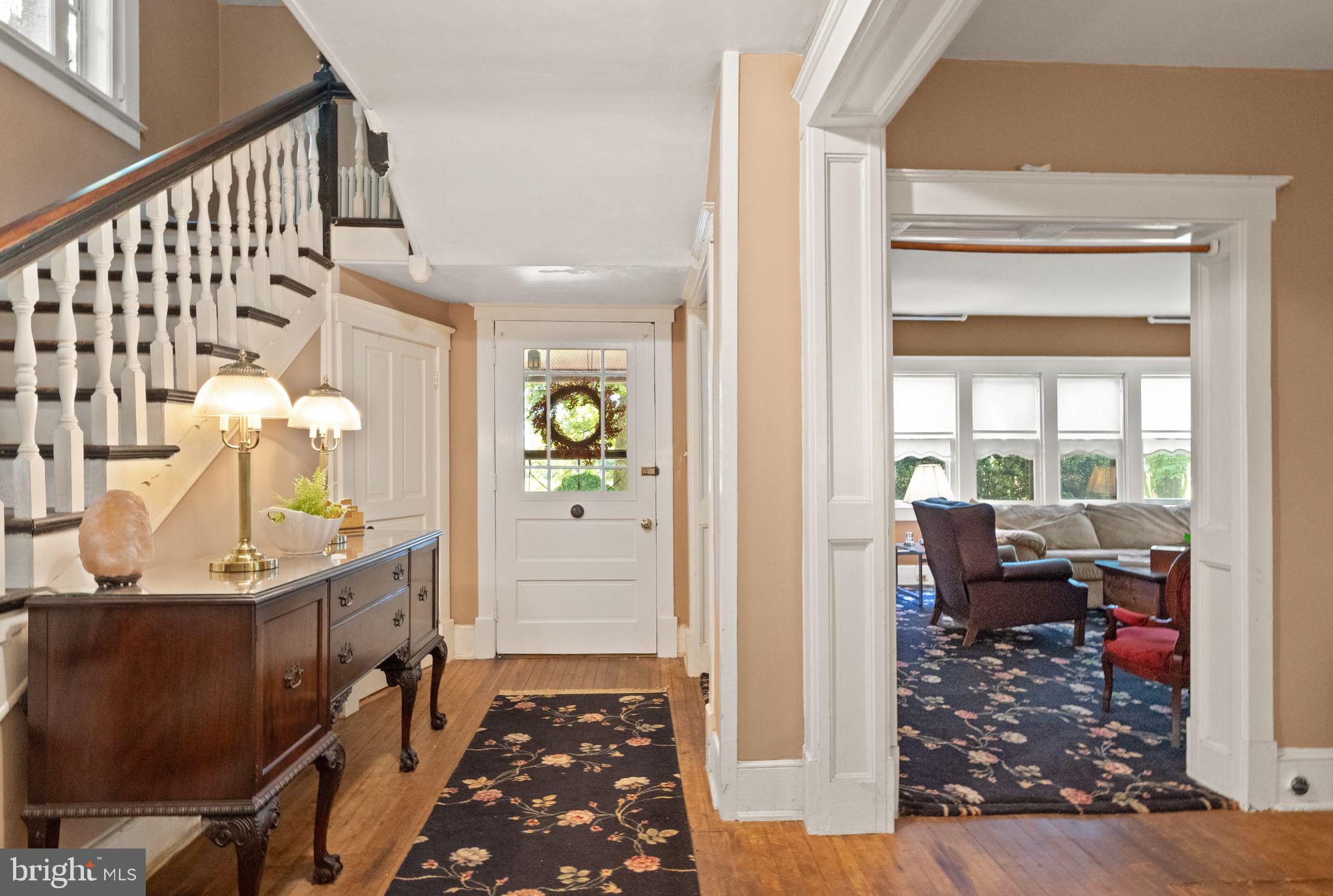 5102 Weston Road Warrenton, VA 20187 - Photo 11 of 65 Welcome foyer - 5'9" x 14'2"