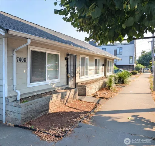 $1,599,000 | 7410 Rainier Avenue South, Seattle, WA 98118