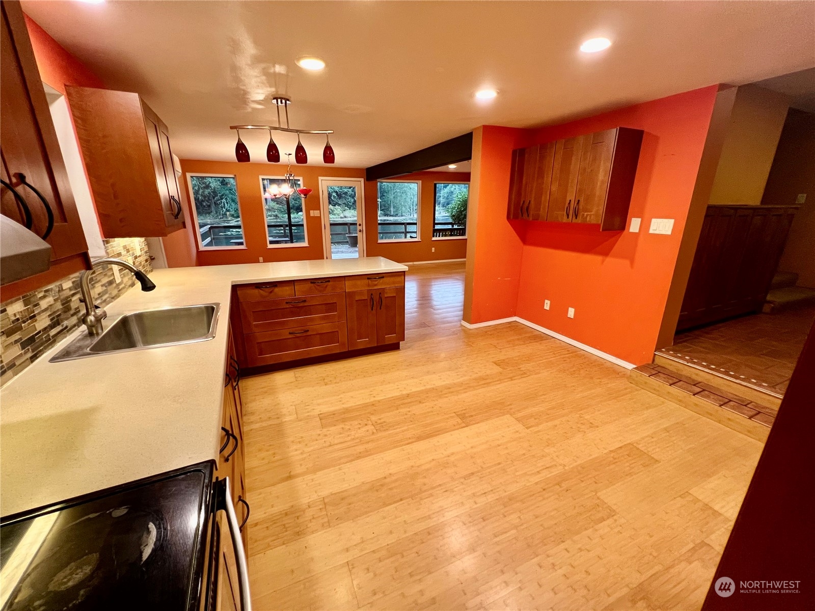 18302 East Spring Lake Road Arlington, WA 98223 - Photo 11 of 40 Gallery Image 11
