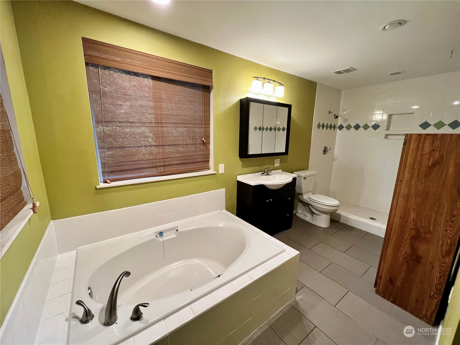 18302 East Spring Lake Road Arlington, WA 98223 - Photo 24 of 40 Gallery Image 24