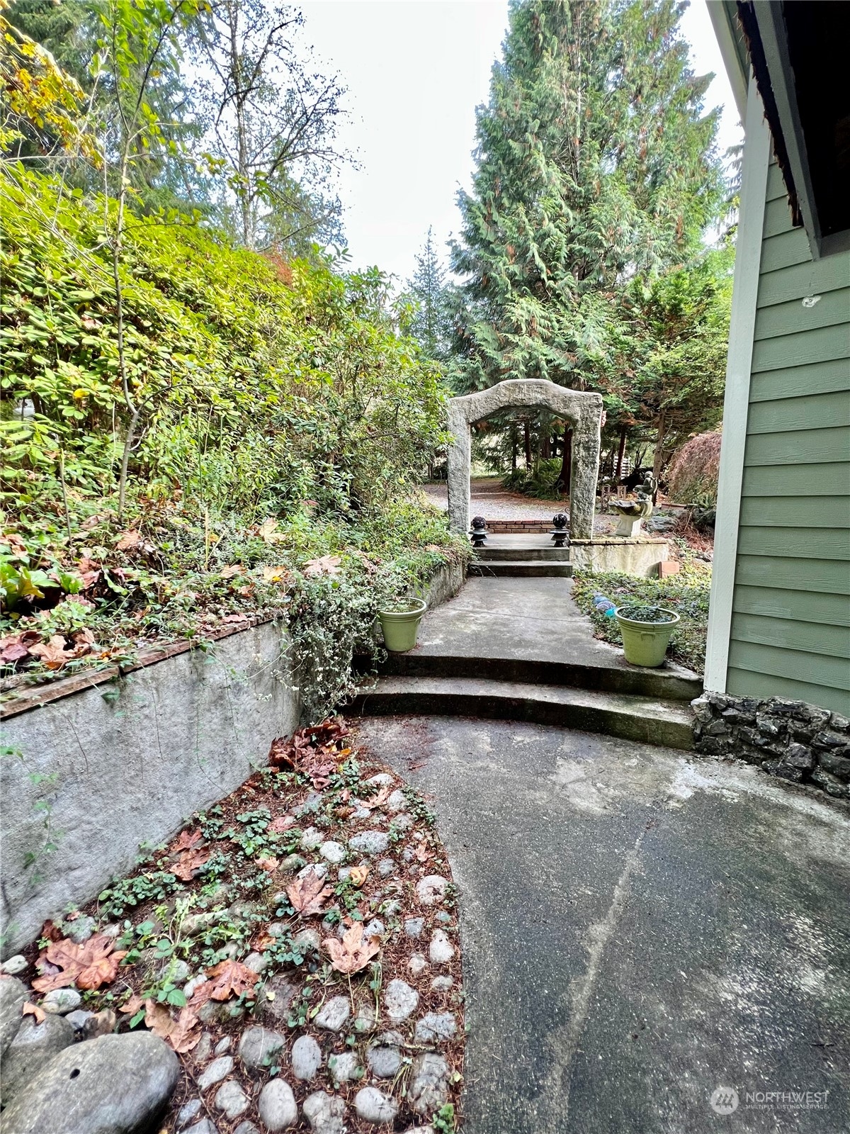 18302 East Spring Lake Road Arlington, WA 98223 - Photo 6 of 40 Gallery Image 6