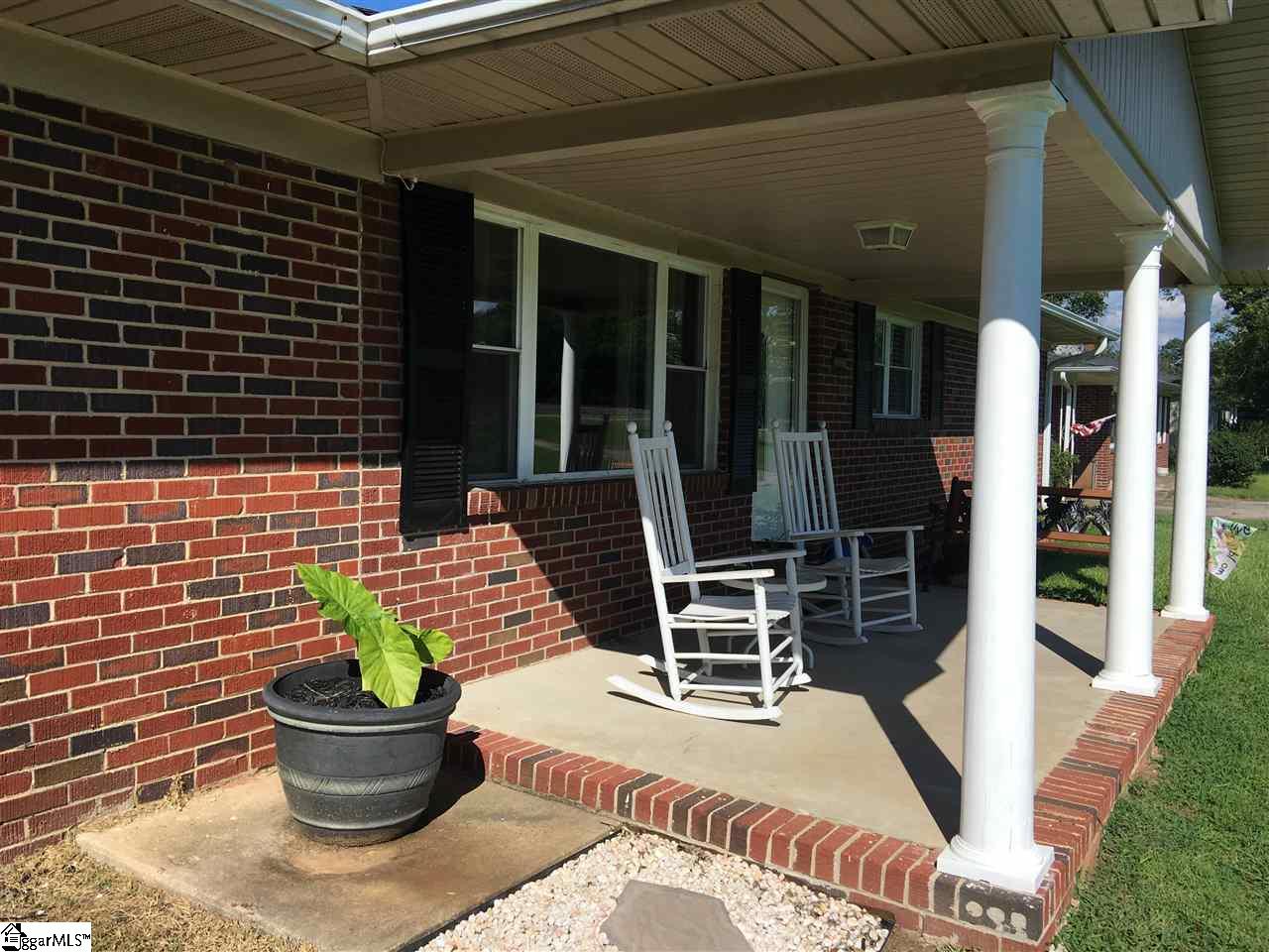 690 West Main Street Pacolet, SC 29372 - Photo 2 of 24 Gallery Image 2