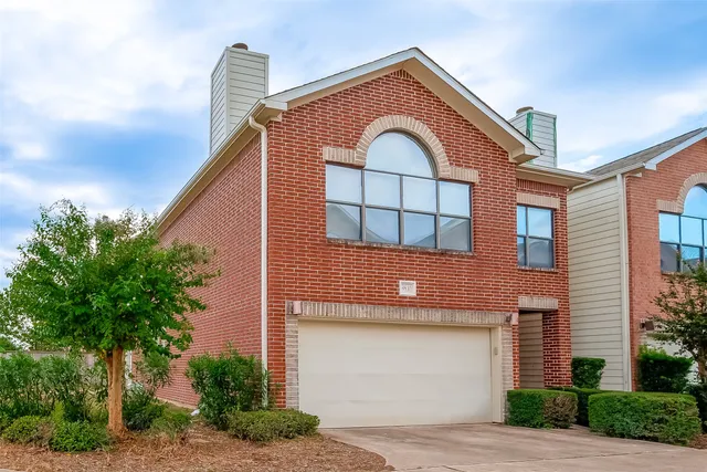 $2,500 | 9830 Cynthia Ann Court, Houston, TX 77025